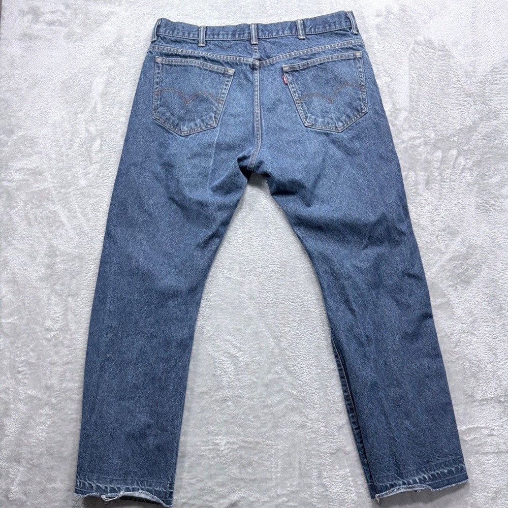 Levi's 517 Bootcut Jeans Mens 40x30 Blue Medium Wash Raw Hem Denim Fits 38x30 - Picture 8 of 11
